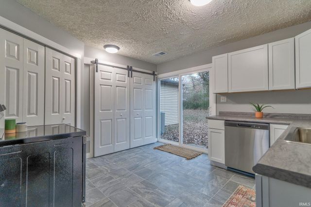 4813 Sherbrooke Road, Evansville, IN 47710