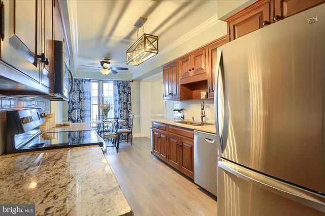 18 KINGS ARMS, Mechanicsburg, PA 17050