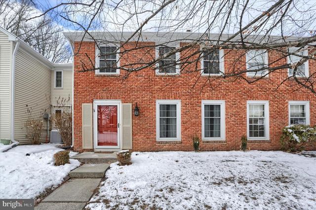 18 KINGS ARMS, Mechanicsburg, PA 17050