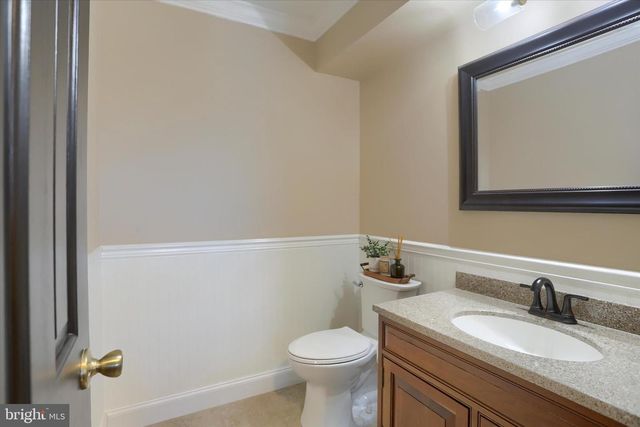 18 KINGS ARMS, Mechanicsburg, PA 17050