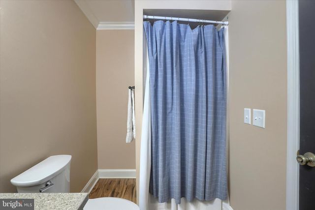 18 KINGS ARMS, Mechanicsburg, PA 17050