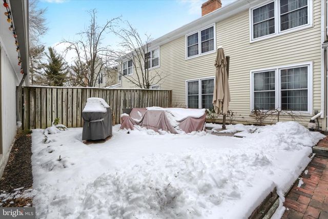 18 KINGS ARMS, Mechanicsburg, PA 17050