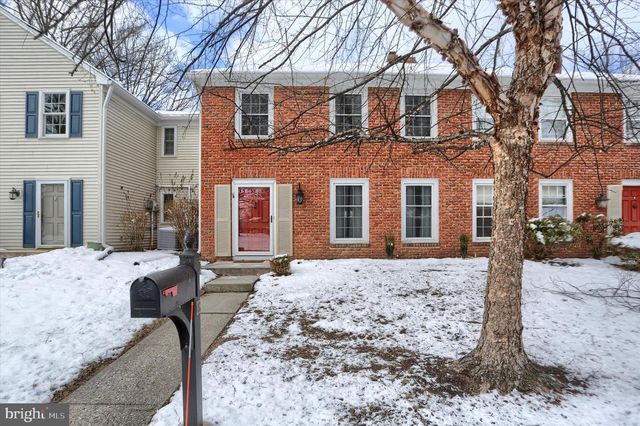 18 KINGS ARMS, Mechanicsburg, PA 17050