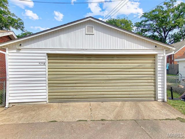 5750 Potomac Street, St Louis, MO 63139
