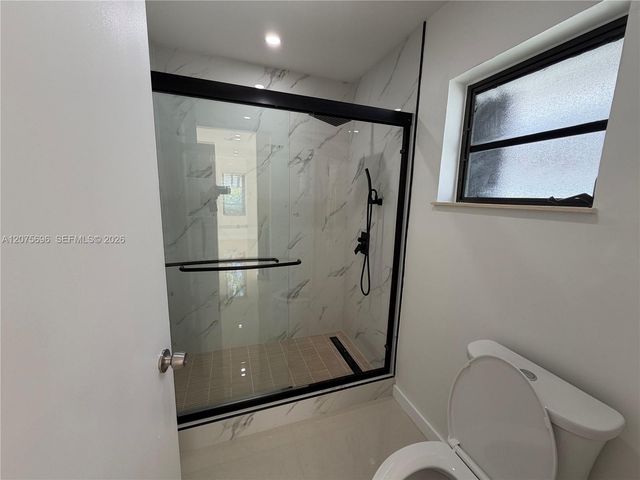 13255 NW 8th Street 13255, Miami, FL 33182