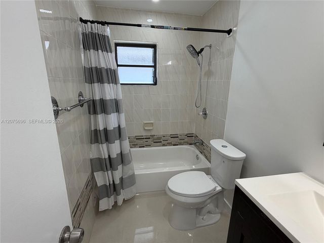 13255 NW 8th Street 13255, Miami, FL 33182