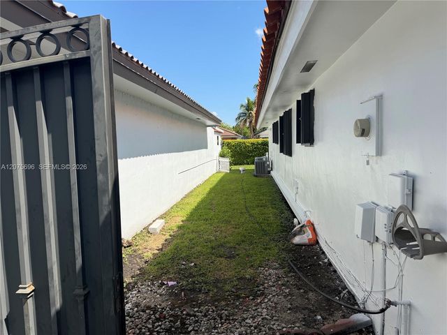 13255 NW 8th Street 13255, Miami, FL 33182