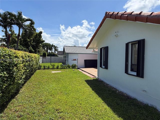 13255 NW 8th Street 13255, Miami, FL 33182