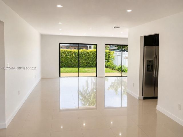 13255 NW 8th Street 13255, Miami, FL 33182