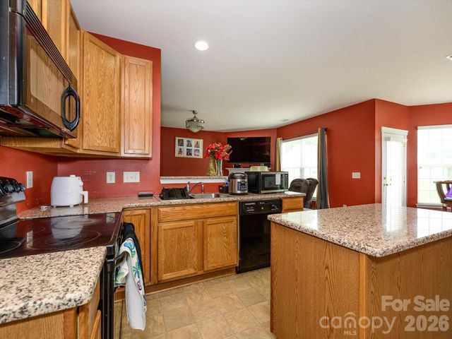 5424 Nightshade Oaks Drive, Charlotte, NC 28227
