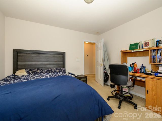 5424 Nightshade Oaks Drive, Charlotte, NC 28227