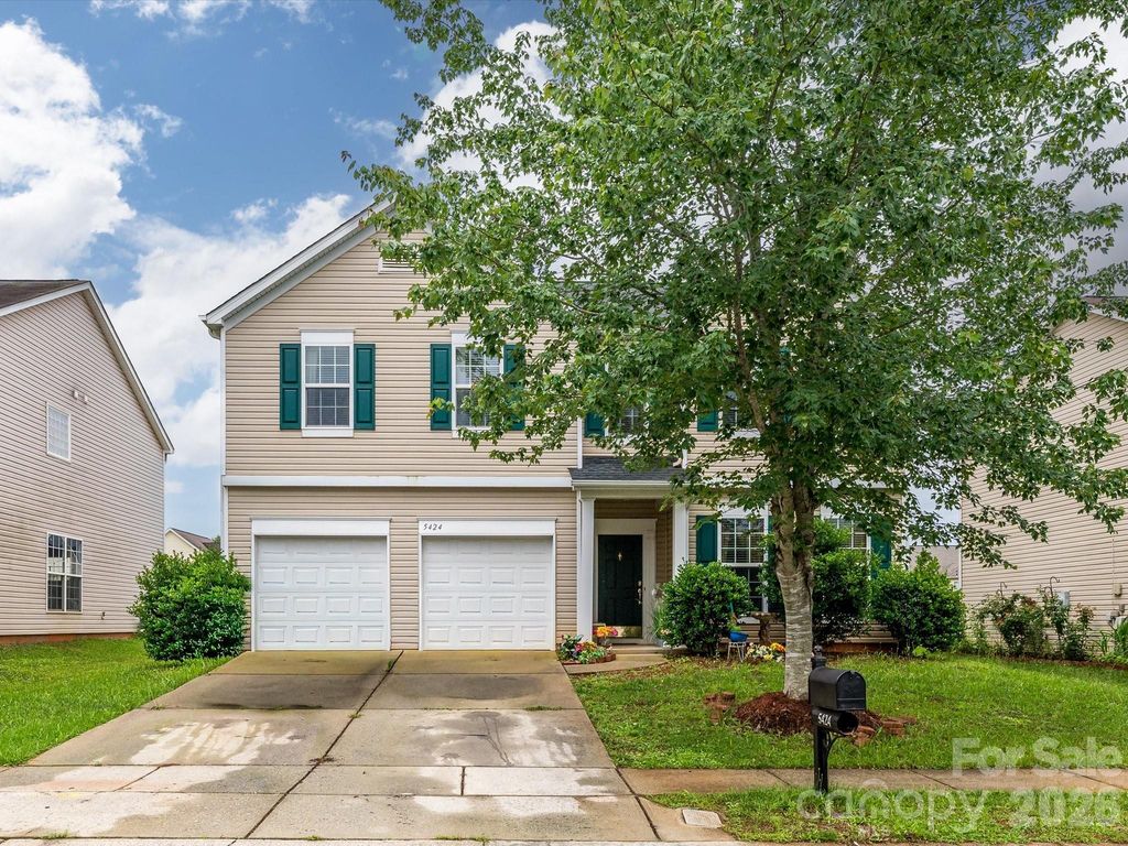 5424 Nightshade Oaks Drive, Charlotte, NC 28227