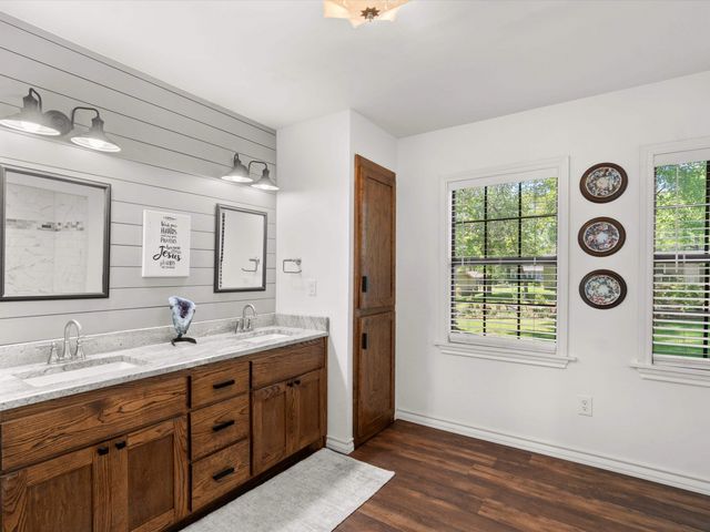 207 KATHERINE DR, Daingerfield, TX 75638