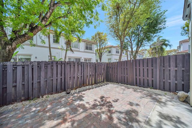 7855 NW 110th Ave, Doral, FL 33178