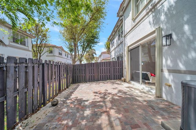 7855 NW 110th Ave, Doral, FL 33178