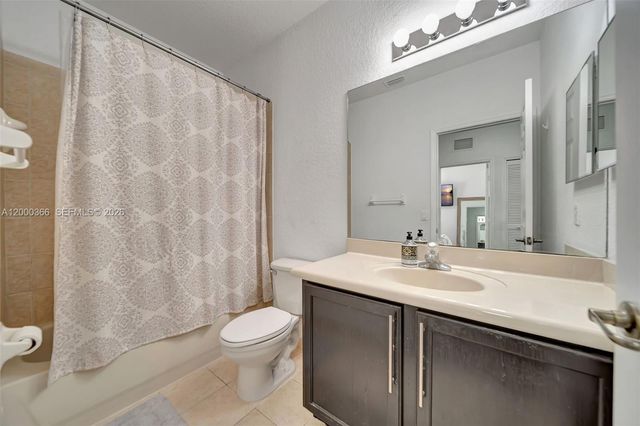 7855 NW 110th Ave, Doral, FL 33178