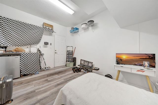 7855 NW 110th Ave, Doral, FL 33178