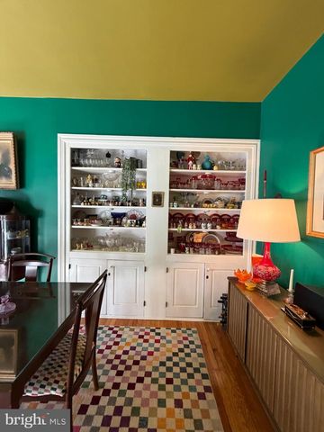 141 W LOUTHER STREET, Carlisle, PA 17013