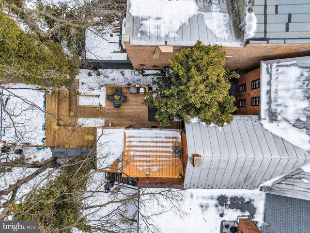 141 W LOUTHER STREET, Carlisle, PA 17013