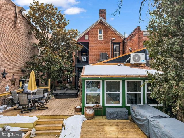 141 W LOUTHER STREET, Carlisle, PA 17013