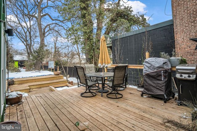 141 W LOUTHER STREET, Carlisle, PA 17013