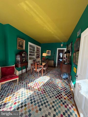 141 W LOUTHER STREET, Carlisle, PA 17013