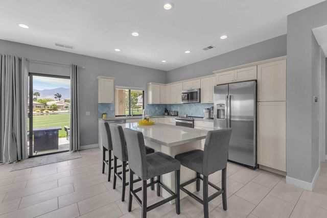 28979 Desert Princess Drive, Cathedral City, CA 92234