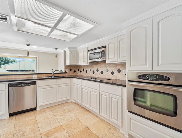 14555 Wunderlich Drive 2306, Houston, TX 77069