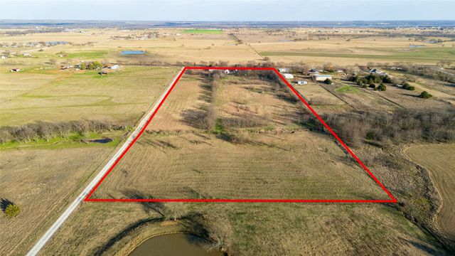 717 N Pecan Creek Trail, Valley View, TX 76272