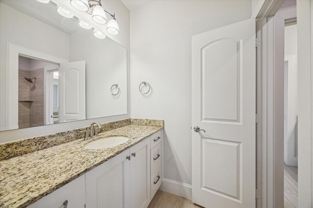 1802 Wakefield Drive, Houston, TX 77018
