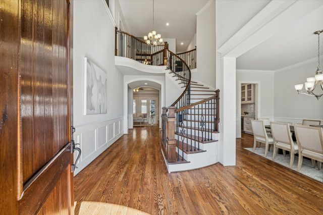 1802 Wakefield Drive, Houston, TX 77018
