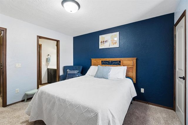 608 Prairie Hill Lane, Yukon, OK 73099