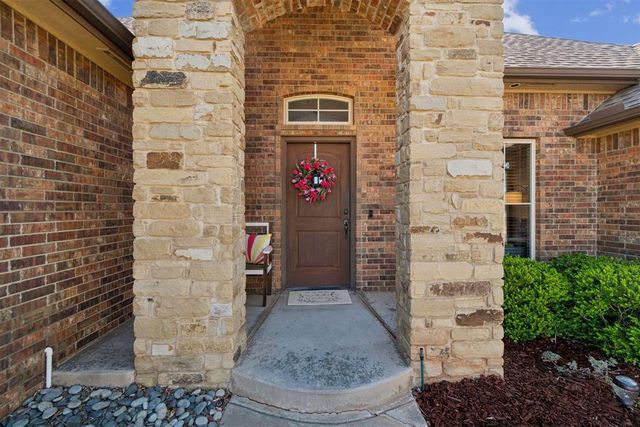 608 Prairie Hill Lane, Yukon, OK 73099