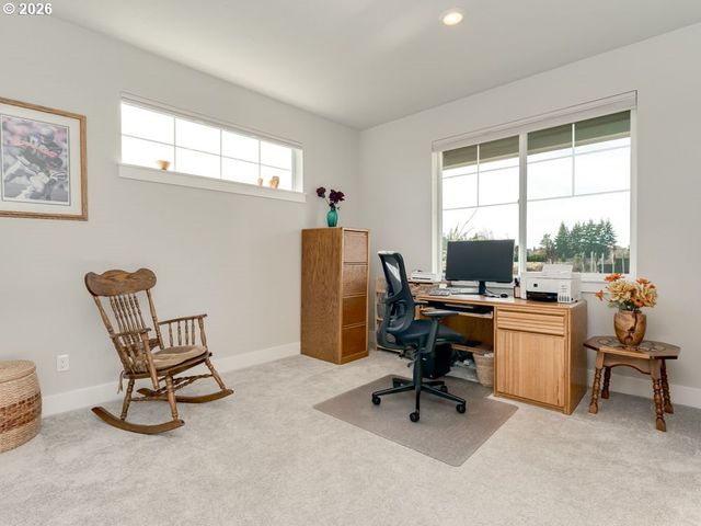 1804 S LOCUST St, Canby, OR 97013