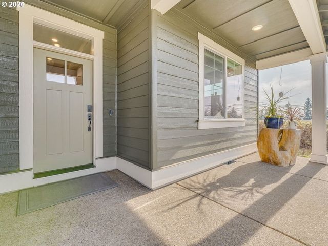 1804 S LOCUST St, Canby, OR 97013