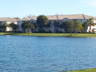 5061 Wiles Rd 206, Coconut Creek, FL 33073