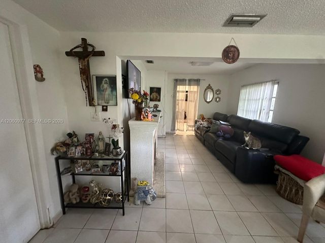 3348 NW 9th Ave, Miami, FL 33127