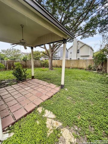 1307 HAZELBURY LN, San Antonio, TX 78253