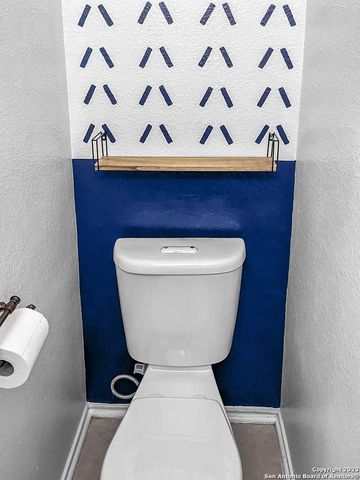 1307 HAZELBURY LN, San Antonio, TX 78253