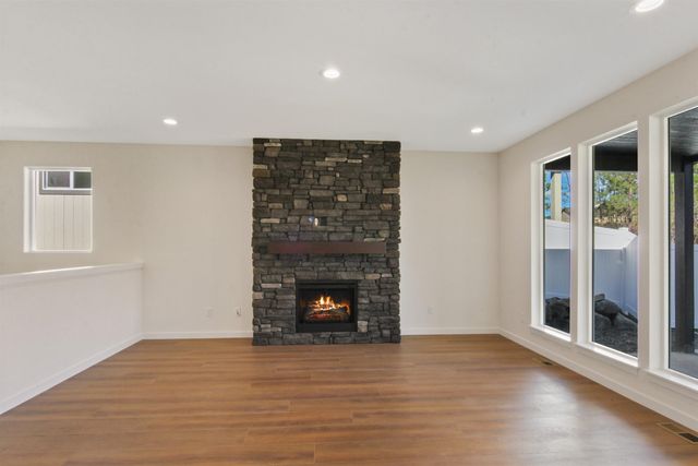 3335 S Morrill Ln, Spokane, WA 99223