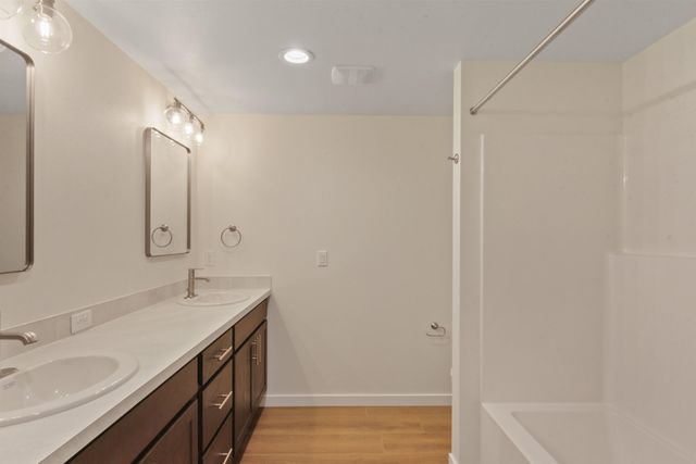 3335 S Morrill Ln, Spokane, WA 99223