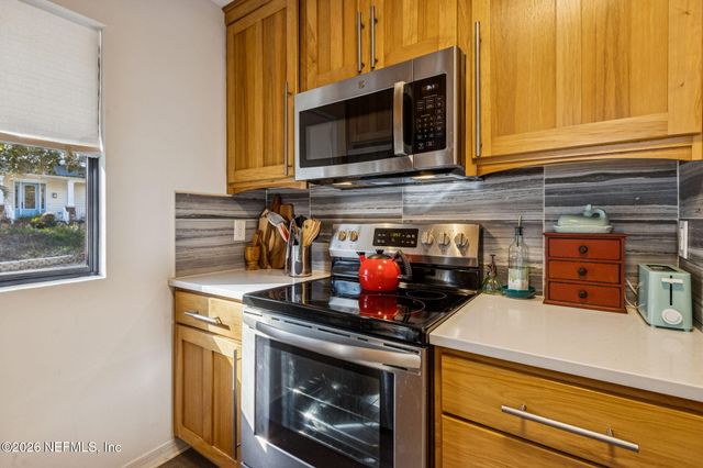 3520 1ST Avenue, Fernandina Beach, FL 32034