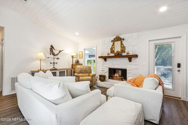 3520 1ST Avenue, Fernandina Beach, FL 32034