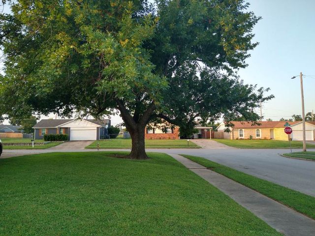 4919 Nassau Avenue, Sand Springs, OK 74063