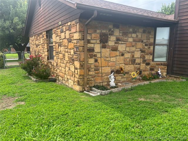 4919 Nassau Avenue, Sand Springs, OK 74063