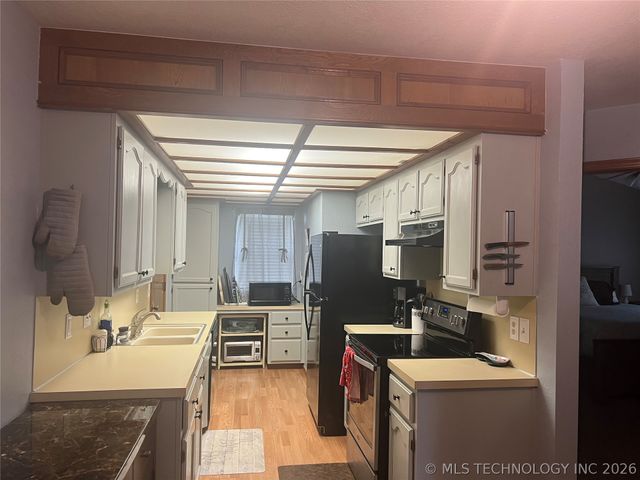 4919 Nassau Avenue, Sand Springs, OK 74063