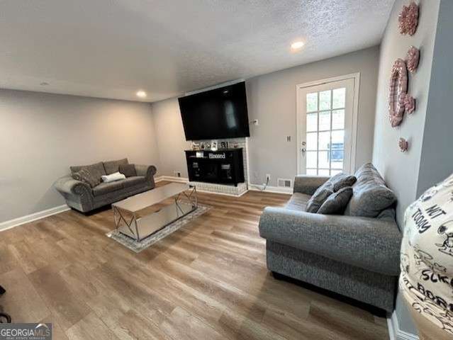 1963 Carriage Way, Lawrenceville, GA 30043