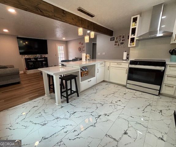 1963 Carriage Way, Lawrenceville, GA 30043