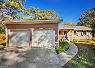 1963 Carriage Way, Lawrenceville, GA 30043
