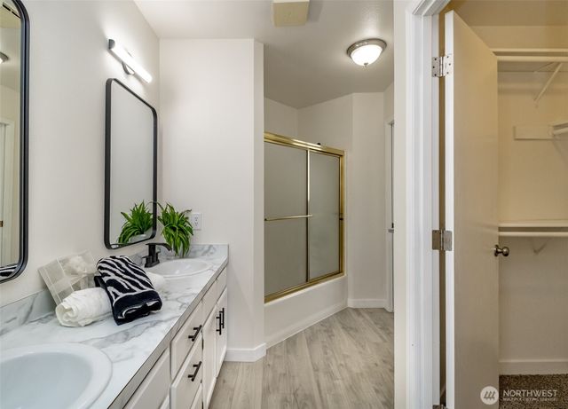 1666 S 85th Street, Tacoma, WA 98444